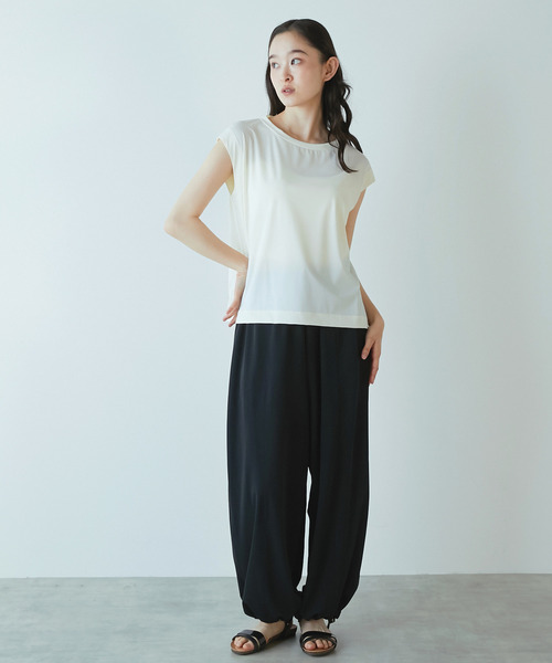 LOGEMENT DE CLAIRE(ロジュモンドクレール)の「【Allease/オールイーズ】ノースリーブプルオーバー(Tシャツ/カットソー・レディース・ブラウン/チャコールグレー/オフホワイト/ブラック・FREE)」の6枚目の写真