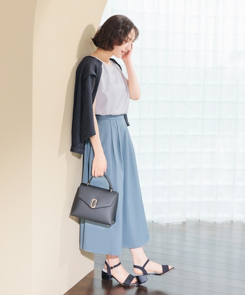 GLACIER lusso(グラシアルッソ)の「【美冷・接触冷感・UVカット】前身サテンタンクトップ(タンクトップ・レディース・モカ/グレイッシュベージュ/ブラック・L/LL/M/S)」の12枚目の写真