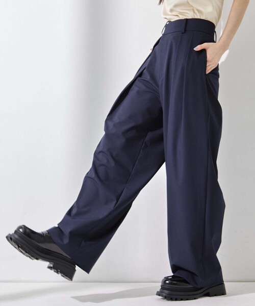 STUDIOUS(ステュディオス)の「【STUDIOUS/ステュディオス】Double Tucked Stretch Trousers/ダブルタックストレッチトラウザーズ/ウォッシャブル/オフィス/美脚見え/ウエストゴム/ストレスフリー(スラックス・レディース・ネイビー/ブラック/ライトグレー・2/1)」の6枚目の写真