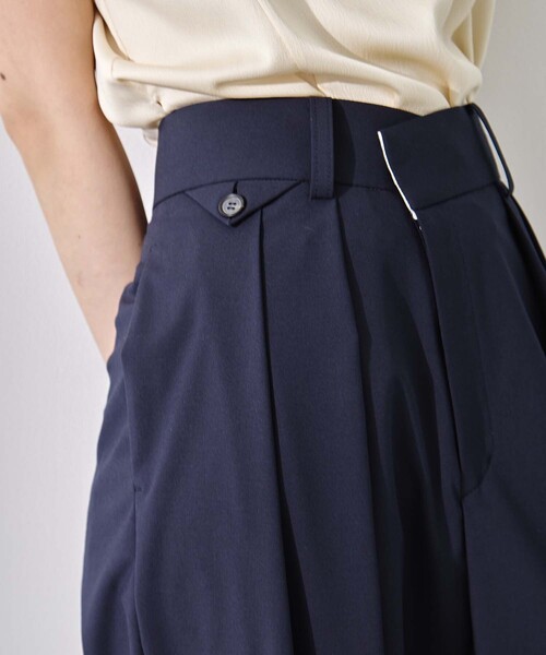 STUDIOUS(ステュディオス)の「【STUDIOUS/ステュディオス】Double Tucked Stretch Trousers/ダブルタックストレッチトラウザーズ/ウォッシャブル/オフィス/美脚見え/ウエストゴム/ストレスフリー(スラックス・レディース・ネイビー/ブラック/ライトグレー・2/1)」の10枚目の写真