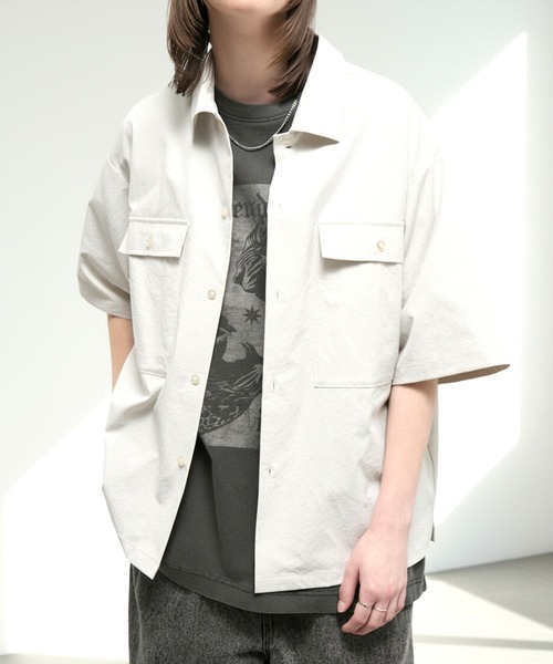 Alfred Alex（アルフレッドアレックス）の「【Alfred Alex】Textured Utility Military Shirt / コットンタッチ ユーティリティー ミリタリーシャツ（シャツ/ブラウス・メンズ・ブラック/チャコール/カーキ/アイボリー・S/M/L）」の2枚目の写真
