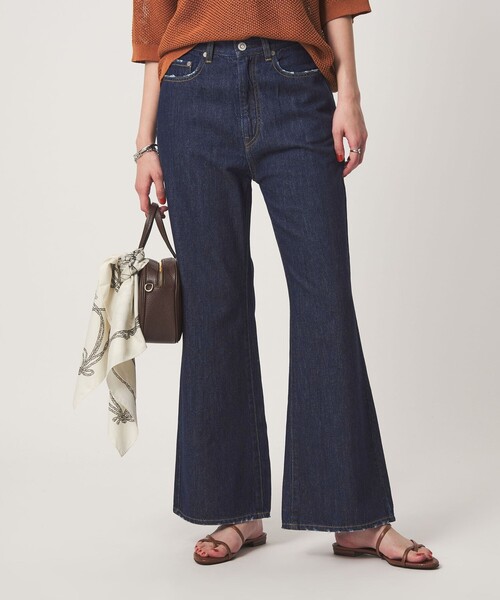 green label relaxing(グリーンレーベルリラクシング)の「セミフレア デニム パンツ(デニムパンツ・レディース・ネイビー/コバルトブルー・36/40/38)」の2枚目の写真
