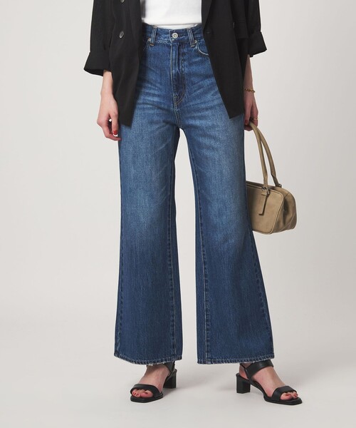 green label relaxing(グリーンレーベルリラクシング)の「セミフレア デニム パンツ(デニムパンツ・レディース・ネイビー/コバルトブルー・36/40/38)」の4枚目の写真