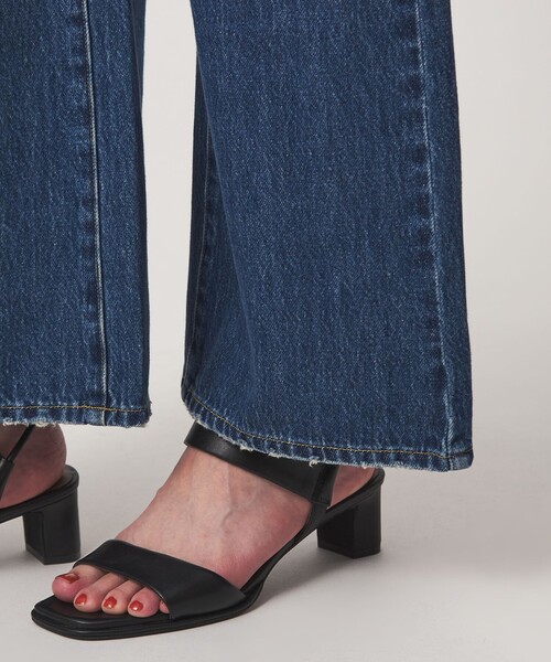 green label relaxing(グリーンレーベルリラクシング)の「セミフレア デニム パンツ(デニムパンツ・レディース・ネイビー/コバルトブルー・36/40/38)」の10枚目の写真