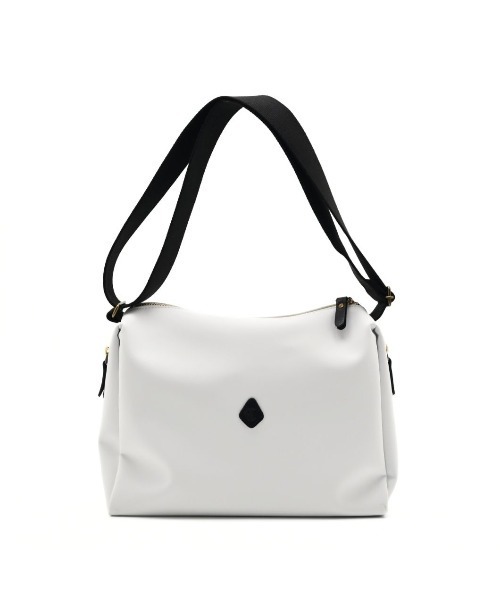 CLEDRAN(クレドラン)の「【耐汚れ 耐摩耗 軽量】CL4006 JOU SIDE POCKET SHOULDER(ショルダーバッグ・レディース・オフホワイト/ライトオリーブ/ブラック・FREE)」の2枚目の写真