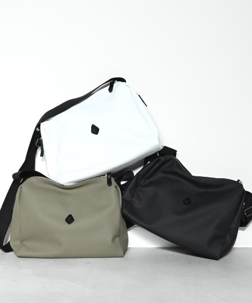 CLEDRAN(クレドラン)の「【耐汚れ 耐摩耗 軽量】CL4006 JOU SIDE POCKET SHOULDER(ショルダーバッグ・レディース・オフホワイト/ライトオリーブ/ブラック・FREE)」の17枚目の写真