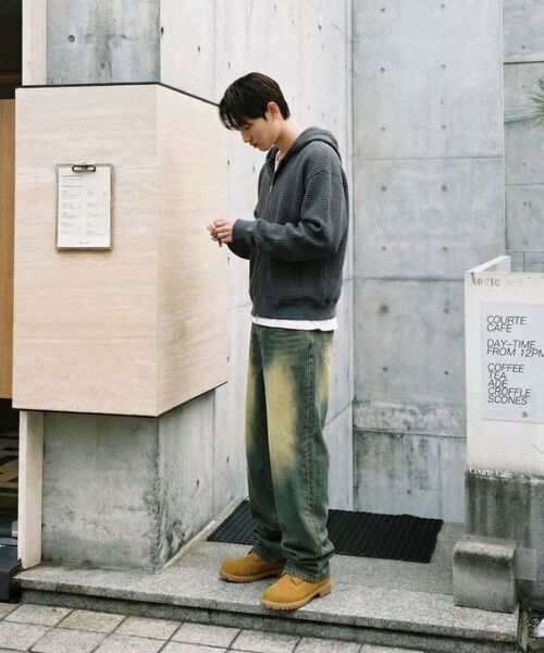 BASIC LABEL（ベーシックラベル）の「Swing Back pocket balloon wide washed denim pants 2 Color [BLBD_5015]（スウェットパンツ・レディース・ダークインディゴブルー/イエロー×ブラック・X-SMALL/SMALL/MEDIUM/LARGE/X-LARGE/2XL）」の6枚目の写真