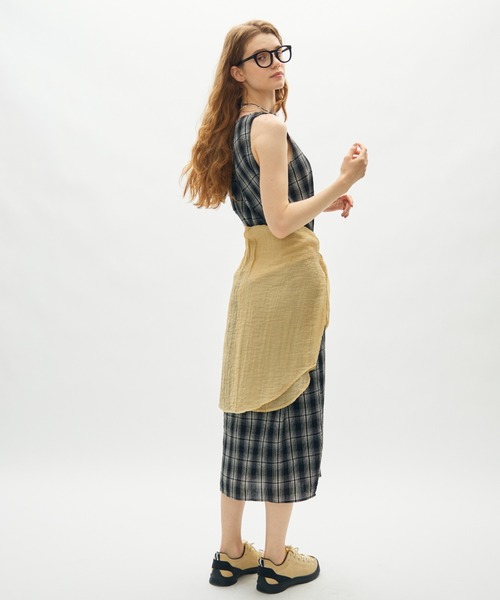 full/fill.(フルフィル)の「back open check long onepiece / バックオープンチェックロングワンピース(ワンピース・レディース・ブラック/アイボリー・FREE)」の9枚目の写真
