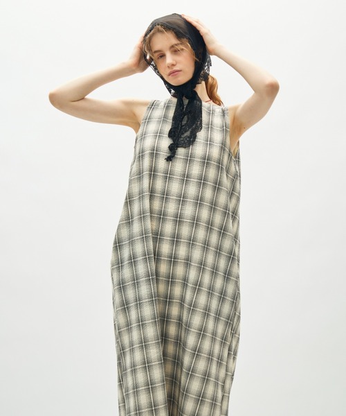full/fill.(フルフィル)の「back open check long onepiece / バックオープンチェックロングワンピース(ワンピース・レディース・ブラック/アイボリー・FREE)」の22枚目の写真