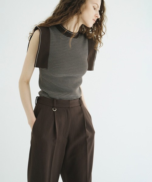 CLANE(クラネ)の「SQUARE SLEEVE KNIT TOPS(ニット/セーター・レディース・チャコールグレー/ブラック/ブラウン系その他/ホワイト・1/2)」の15枚目の写真