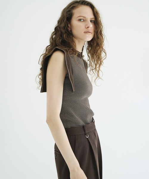 CLANE(クラネ)の「SQUARE SLEEVE KNIT TOPS(ニット/セーター・レディース・チャコールグレー/ブラック/ブラウン系その他/ホワイト・1/2)」の13枚目の写真