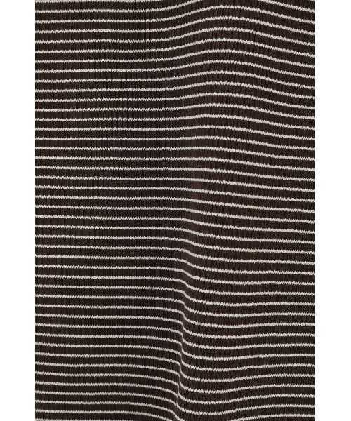 CLANE(クラネ)の「SQUARE SLEEVE KNIT TOPS(ニット/セーター・レディース・チャコールグレー/ブラック/ブラウン系その他/ホワイト・1/2)」の9枚目の写真