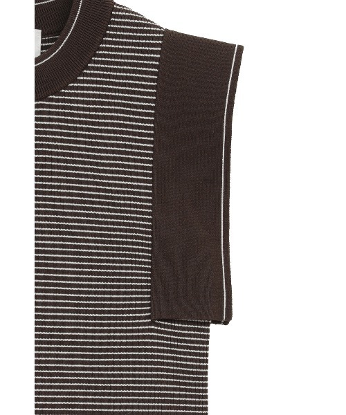 CLANE(クラネ)の「SQUARE SLEEVE KNIT TOPS(ニット/セーター・レディース・チャコールグレー/ブラック/ブラウン系その他/ホワイト・1/2)」の7枚目の写真