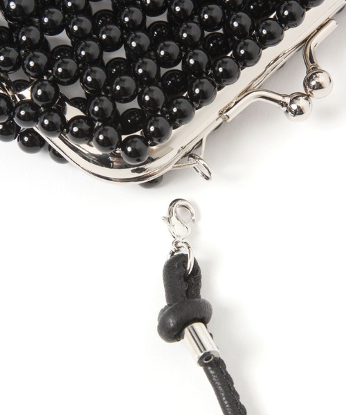 LEPSIM(レプシィム)の「ビーズがま口ネックレス 813003(ネックレス・レディース・ブラック/ベージュ/シルバー・ONE SIZE)」の10枚目の写真