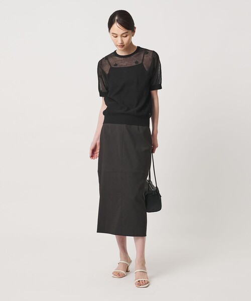 UNITED ARROWS(ユナイテッドアローズ)の「シアー フラワー ショートスリーブ ニット ‐ウォッシャブル‐(ニット/セーター・レディース・ブラック/オフホワイト・FREE)」の5枚目の写真