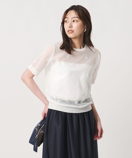UNITED ARROWS(ユナイテッドアローズ)の「シアー フラワー ショートスリーブ ニット ‐ウォッシャブル‐(ニット/セーター・レディース・ブラック/オフホワイト・FREE)」の6枚目の写真