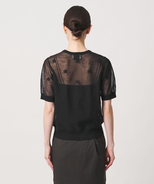 UNITED ARROWS(ユナイテッドアローズ)の「シアー フラワー ショートスリーブ ニット ‐ウォッシャブル‐(ニット/セーター・レディース・ブラック/オフホワイト・FREE)」の11枚目の写真