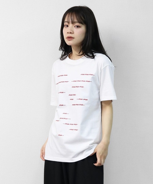 THE CELL.(ザセルドット)の「リラックスシルエット ロゴT 3 RELAXED SILHOUETTE LOGO T-SHIRT 3(Tシャツ/カットソー・レディース・ブラック/オフホワイト・FREE)」の8枚目の写真
