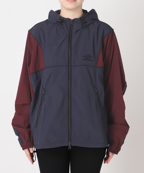 UMBRO(アンブロ)の「【UMBRO×JS】 HOODIE(ナイロンジャケット・レディース・ベージュ/ネイビー・FREE)」の18枚目の写真