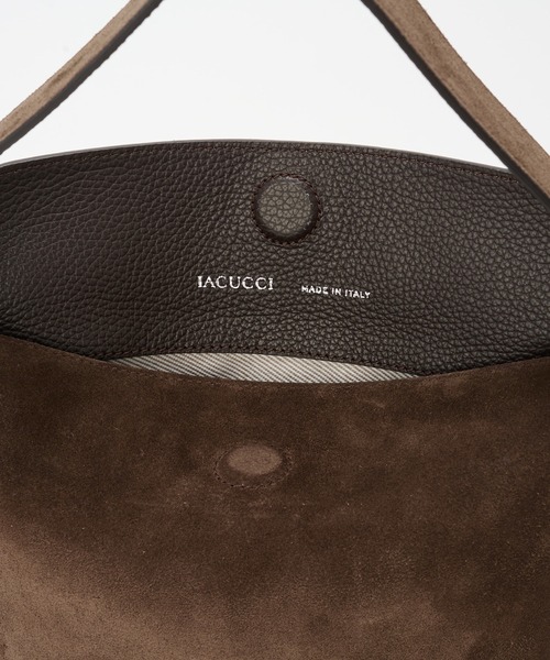 IACUCCI(イアクッチ)の「スウォーノ S SUEDE(トートバッグ・レディース・サンドベージュ/ダークブラウン・FREE)」の19枚目の写真