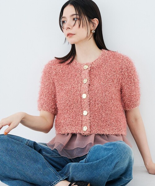 NOLLEY’S Sophi(ノーリーズソフィ)の「裾フリルキャミ付きファンシーヤーン5分袖カーディガン(ニット/セーター・レディース・サーモンピンク/キャメル/ブラック・38)」の3枚目の写真