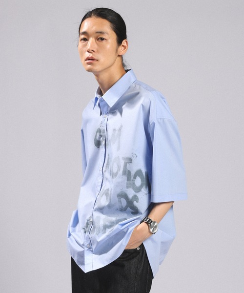 RAGEBLUE（レイジブルー）の「SPRAY LOGO LOOSE FIT SHIRTS/スプレーロゴルーズシルエットシャツ（シャツ/ブラウス・メンズ・サックスブルー/ホワイト/グレー・MEDIUM/LARGE）」の21枚目の写真