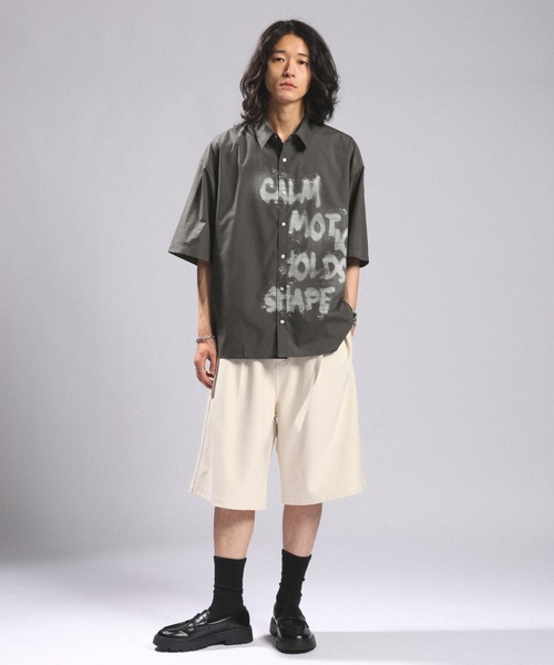 RAGEBLUE（レイジブルー）の「SPRAY LOGO LOOSE FIT SHIRTS/スプレーロゴルーズシルエットシャツ（シャツ/ブラウス・メンズ・サックスブルー/ホワイト/グレー・MEDIUM/LARGE）」の5枚目の写真