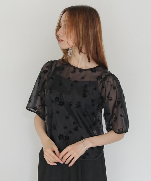 CLEIO(クレイオ)の「【CLEIO】フロッキーシアーブラウス FLOCKY SHEER BLOUSE(カーディガン/ボレロ・レディース・オフホワイト/グレー/ブラック・FREE)」の17枚目の写真