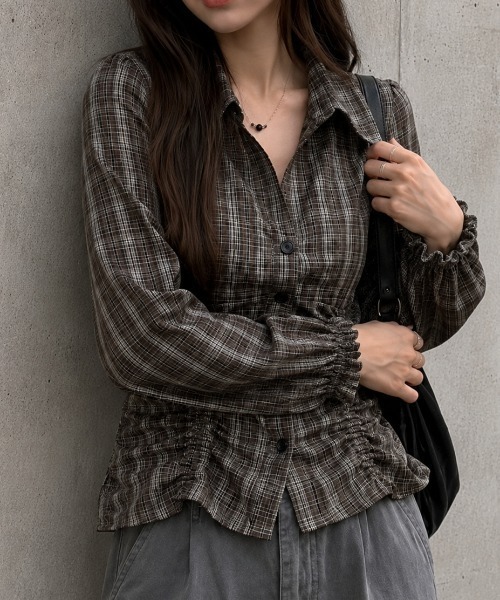 Achic(アシック)の「チェック柄シャーリングショートシャツ(シャツ/ブラウス・レディース・ブラック/テラコッタ/ブラウン系その他/ブラウン・M)」の18枚目の写真