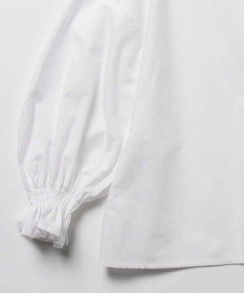 Ray BEAMS（レイビームス）の「◇●FACTOTUM femme×Ray BEAMS / 別注 シュリンク 天竺 ブラウス（シャツ/ブラウス・レディース・ホワイト・ONE SIZE）」の2枚目の写真