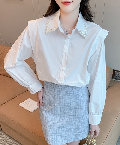 AMAJI(アマジ)の「ビジュー付き コットン 長袖白シャツ(シャツ/ブラウス・レディース・ホワイト・SMALL/MEDIUM/LARGE/X-LARGE)」の3枚目の写真