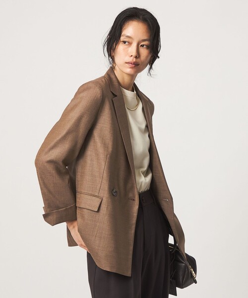 green label relaxing（グリーンレーベルリラクシング）の「［size SHORTあり］トリアセ ライト ダブルジャケット  UVカット 通気性（テーラードジャケット・レディース・ダークグレー/モカ・40/38/SHORT/36）」の4枚目の写真