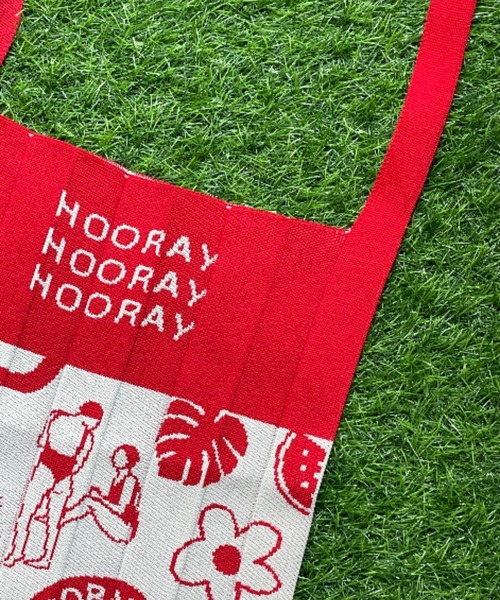 KNT365(ケイエヌティサンロクゴ)の「Knitty Hooray(ショルダーバッグ・レディース・ベージュ/レッド・FREE)」の5枚目の写真
