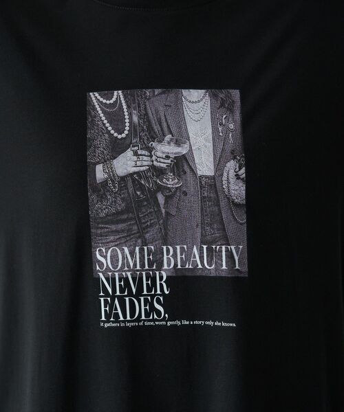YECCA VECCA(イェッカヴェッカ)の「フォトプリントロンTee(Tシャツ/カットソー・レディース・ブラック/オフホワイト・FREE)」の13枚目の写真