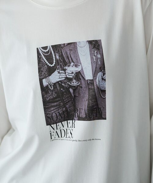 YECCA VECCA(イェッカヴェッカ)の「フォトプリントロンTee(Tシャツ/カットソー・レディース・ブラック/オフホワイト・FREE)」の4枚目の写真