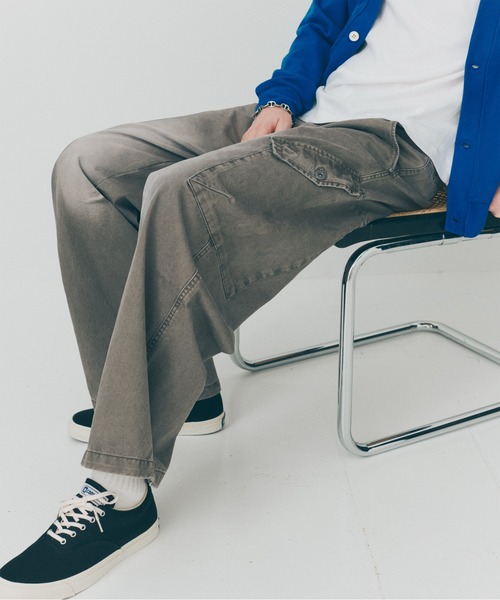 MILITARY(ミリタリー)の「【MAISON CLUB】Aged Wide Curve Cargo Pants / エイジングワイドカーブカーゴパンツ SNF(カーゴパンツ・メンズ・ブラック/グレー・M/L)」の3枚目の写真