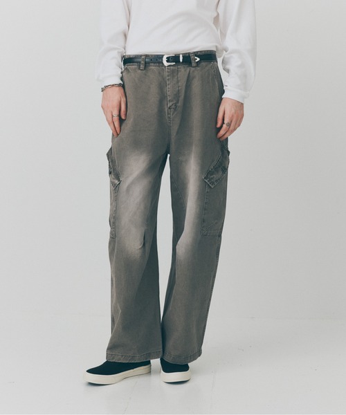 MILITARY(ミリタリー)の「【MAISON CLUB】Aged Wide Curve Cargo Pants / エイジングワイドカーブカーゴパンツ SNF(カーゴパンツ・メンズ・ブラック/グレー・M/L)」の4枚目の写真