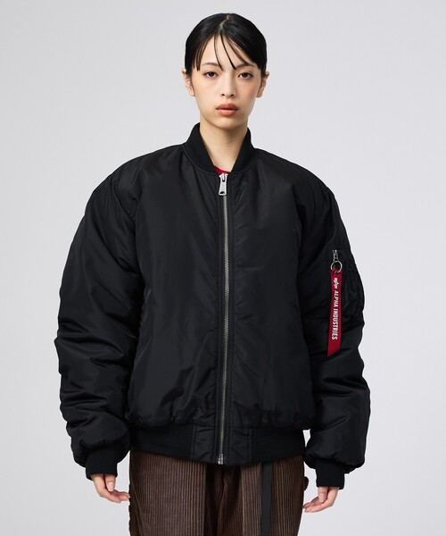 Alpha Industries(アルファインダストリーズ)の「【ALPHA / アルファ】MA-1 RELAXED FIT FLIGHT JACKET / オックスフォード リラックスフィット フライトジャケット / ユニセックス(ブルゾン・メンズ・カーキ/ブラック・XL/L/M)」の9枚目の写真