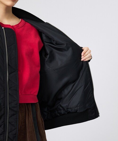 Alpha Industries(アルファインダストリーズ)の「【ALPHA / アルファ】MA-1 RELAXED FIT FLIGHT JACKET / オックスフォード リラックスフィット フライトジャケット / ユニセックス(ブルゾン・メンズ・カーキ/ブラック・XL/L/M)」の16枚目の写真