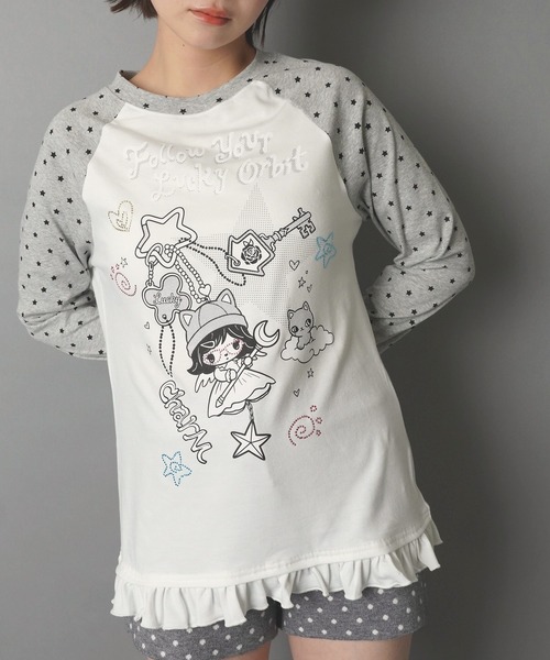 SPINNS(スピンズ)の「長袖ラグランカットソー/ドット/フリル/ガールイラスト/ドリームコア(Tシャツ/カットソー・レディース・オフホワイト/チャコール・ONESIZE)」の10枚目の写真