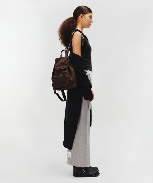 FENNEC（フェネック）の「SOTY BACKPACK - NUBUCK BROWN（バックパック/リュック・レディース・その他・FREE）」の3枚目の写真