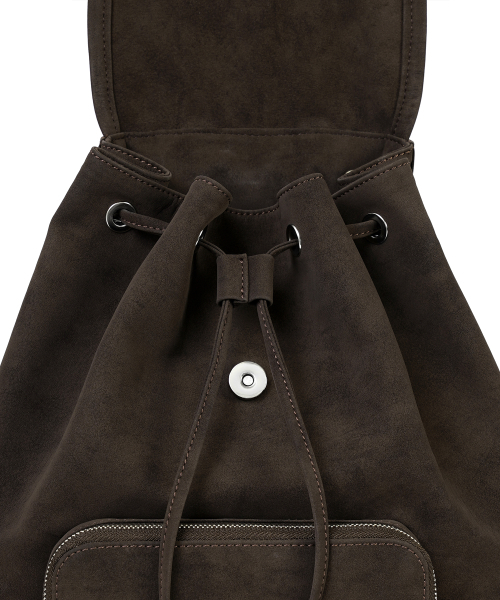 FENNEC（フェネック）の「SOTY BACKPACK - NUBUCK BROWN（バックパック/リュック・レディース・その他・FREE）」の10枚目の写真