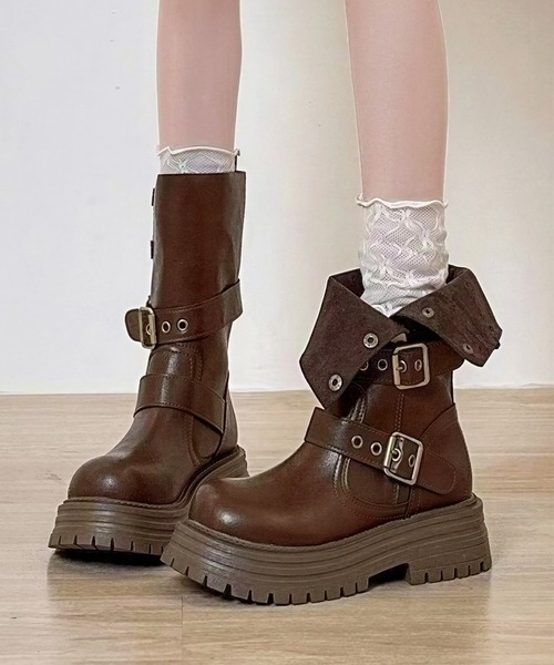 yuue' ( wear )(ユーイ)の「2WAY厚底ミドルブーツ(ブーツ・レディース・ブラック/ブラウン・23.5cm/24.5cm)」の2枚目の写真