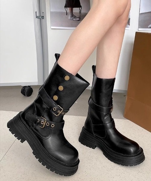 yuue' ( wear )(ユーイ)の「2WAY厚底ミドルブーツ(ブーツ・レディース・ブラック/ブラウン・23.5cm/24.5cm)」の3枚目の写真
