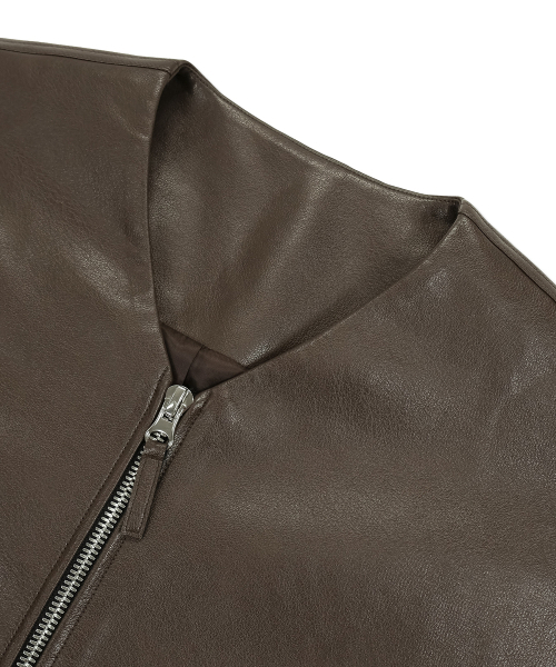 Yuje（ユジェ）の「MONO LEATHER JACKET (2color)（ライダースジャケット・レディース・ブラウン/ブラック・FREE）」の10枚目の写真