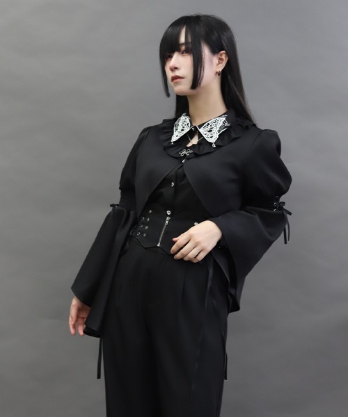 NIBBLE POISON(ニブルポイズン)の「フレアスリーブボレロJK(ベスト・レディース・ブラック/ワイン・MEDIUM)」の10枚目の写真