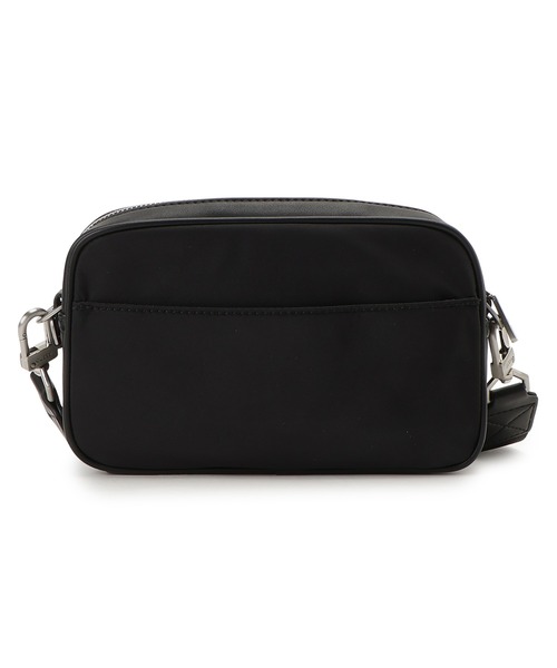 Guess（ゲス）の「MILANO Camera Bag S ショルダーバッグ カメラバッグ（ショルダーバッグ・メンズ・ブラック・ONE SIZE）」の2枚目の写真