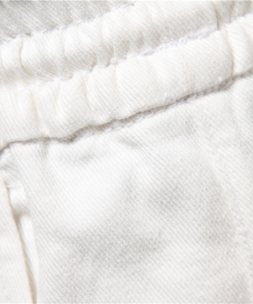 MOUSSY（マウジー）の「EASY DENIM WIDE PT（デニムパンツ・レディース・ホワイト・1）」の4枚目の写真