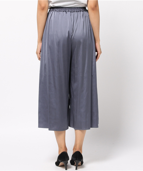 N.(N. Natural Beauty Basic)(エヌエヌナチュラルビューティーベーシック)の「サテンガウチョパンツ(その他パンツ・レディース・ブルー/ベージュ/ピンク・MEDIUM)」の6枚目の写真