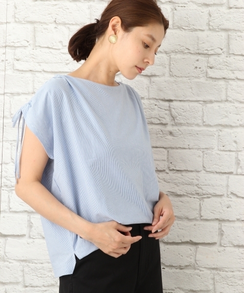 LEPSIM（レプシィム）の「ソデストリングプルオーバーSS　760809（Tシャツ/カットソー・レディース・ブラック/ネイビー/ストライプ/オフホワイト・LARGE/MEDIUM）」の4枚目の写真